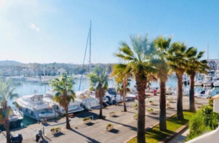 Апартаменты Petit Cocon Magnifique Vue Sur Marina Dans Le Golfe De Saint Tropez Коголин Экстерьер фото